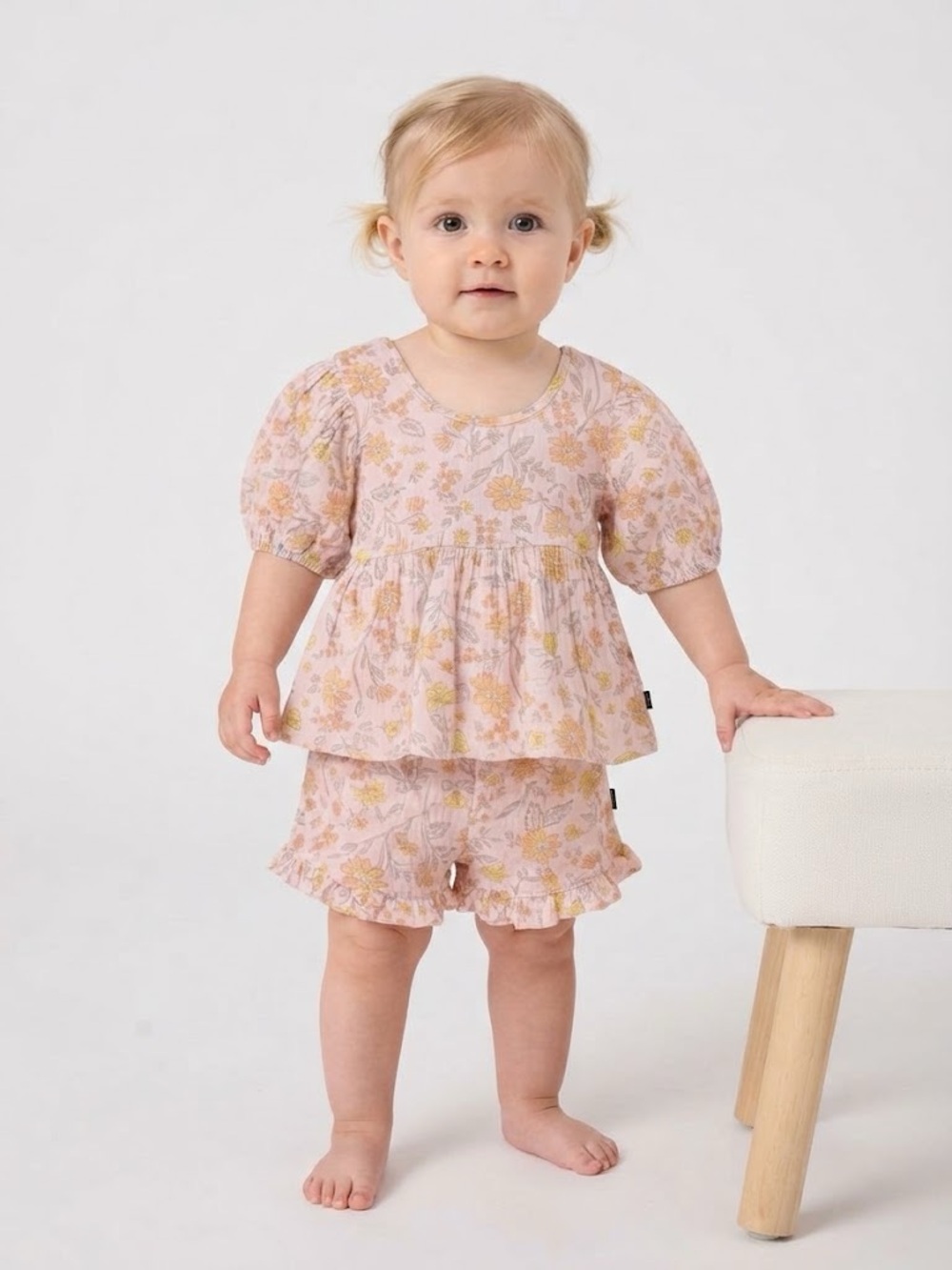 Toddler Pink Floral Ruffle Top & Shorts Set With Croosback Detail